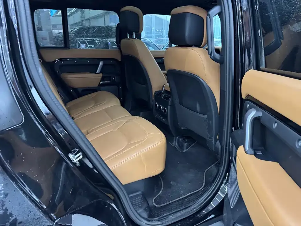 Land Rover Defender 2024 из CN, фото 7