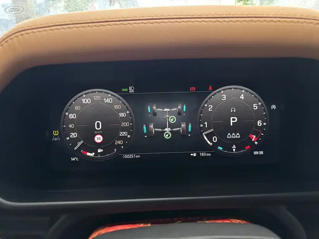 Land Rover Defender 2024 из CN, фото 8