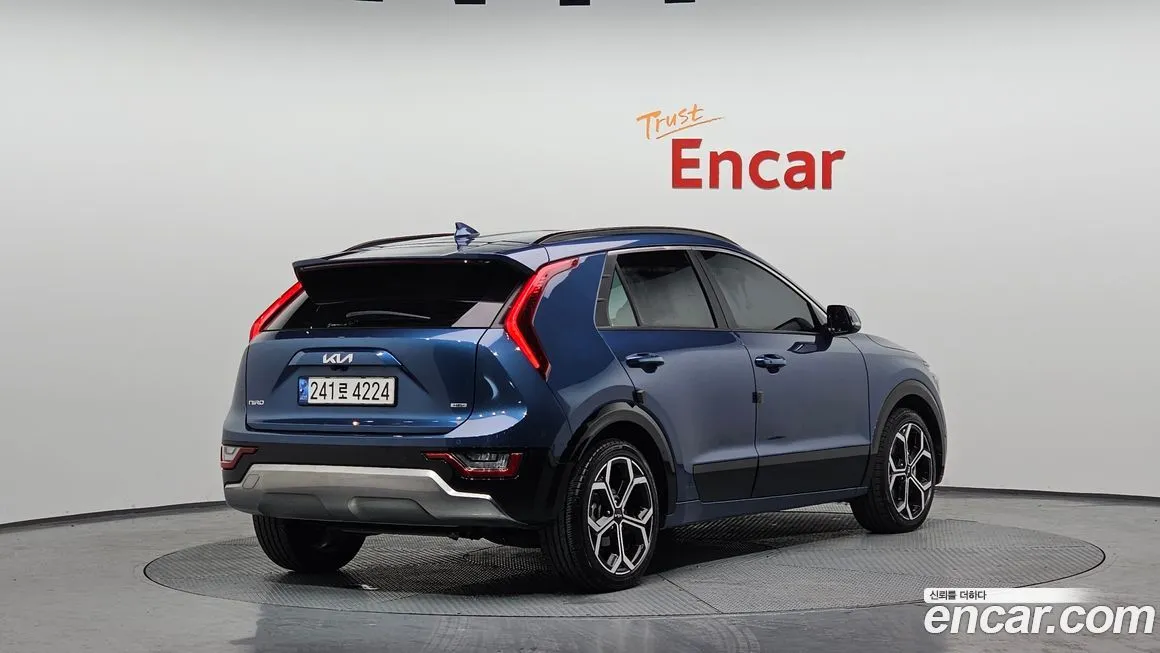 Kia Niro 2022 из KR, фото 2