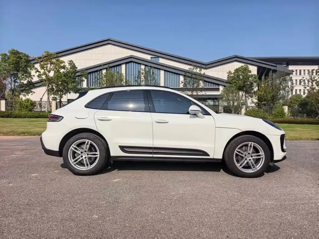 Porsche Macan 2024 из CN, фото 4