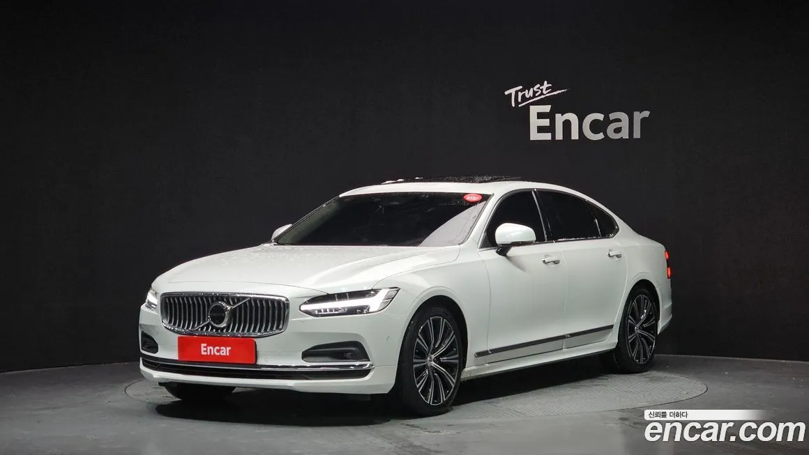 Volvo S90 — фото 1