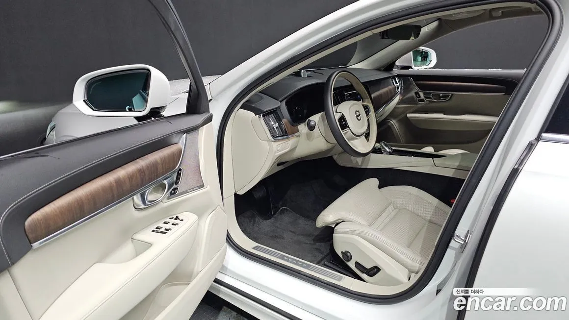 Volvo S90 — фото 10