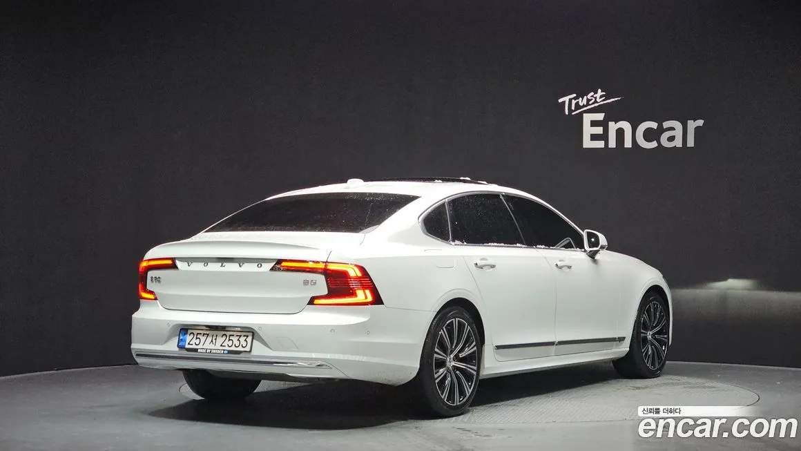 Volvo S90 — фото 2