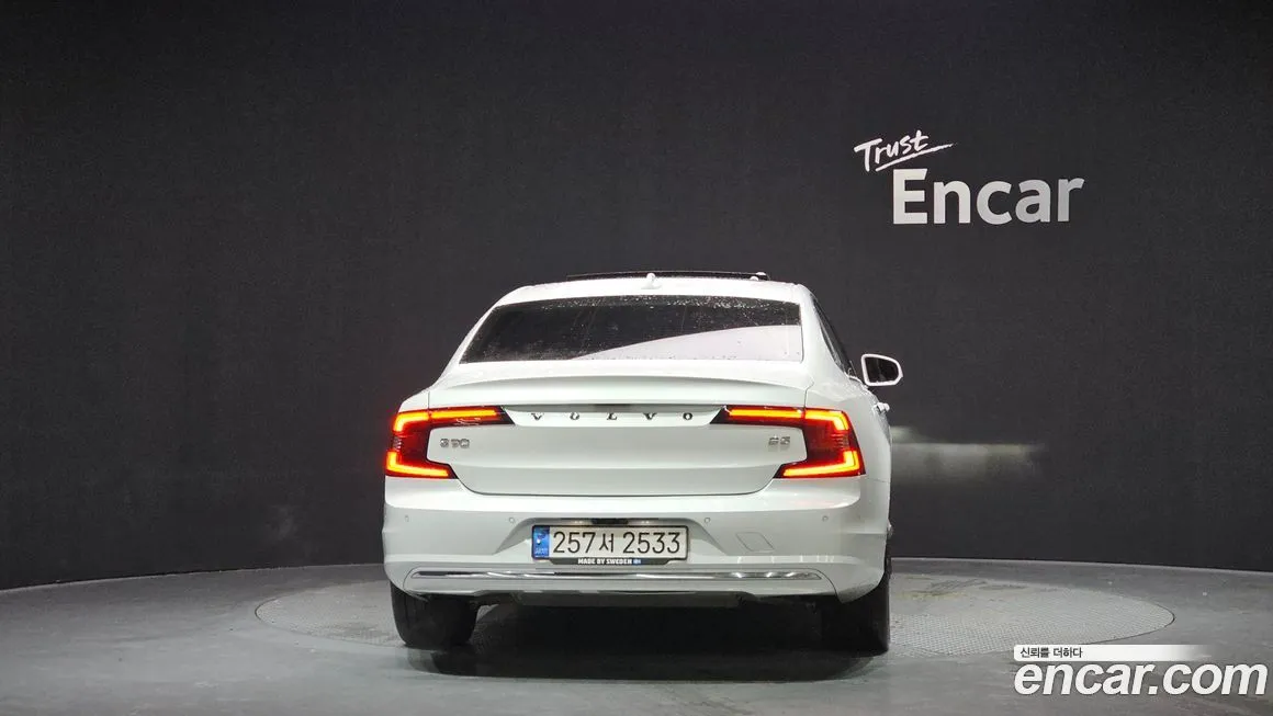 Volvo S90 — фото 4