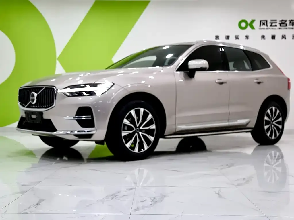 Volvo XC60 2023 из CN, фото 1