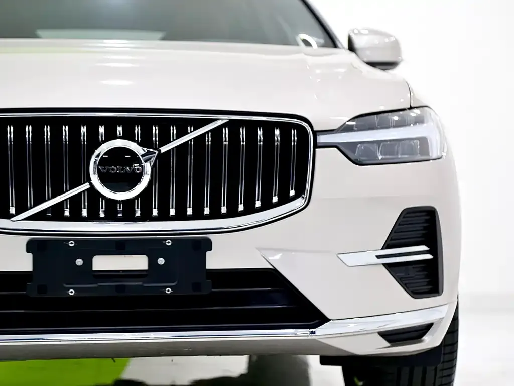 Volvo XC60 2023 из CN, фото 10