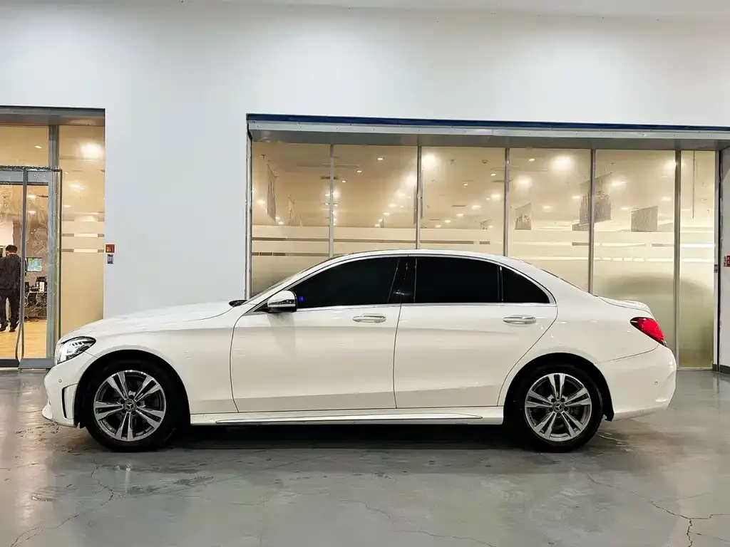 Mercedes-Benz C-Class 2021 из CN, фото 2
