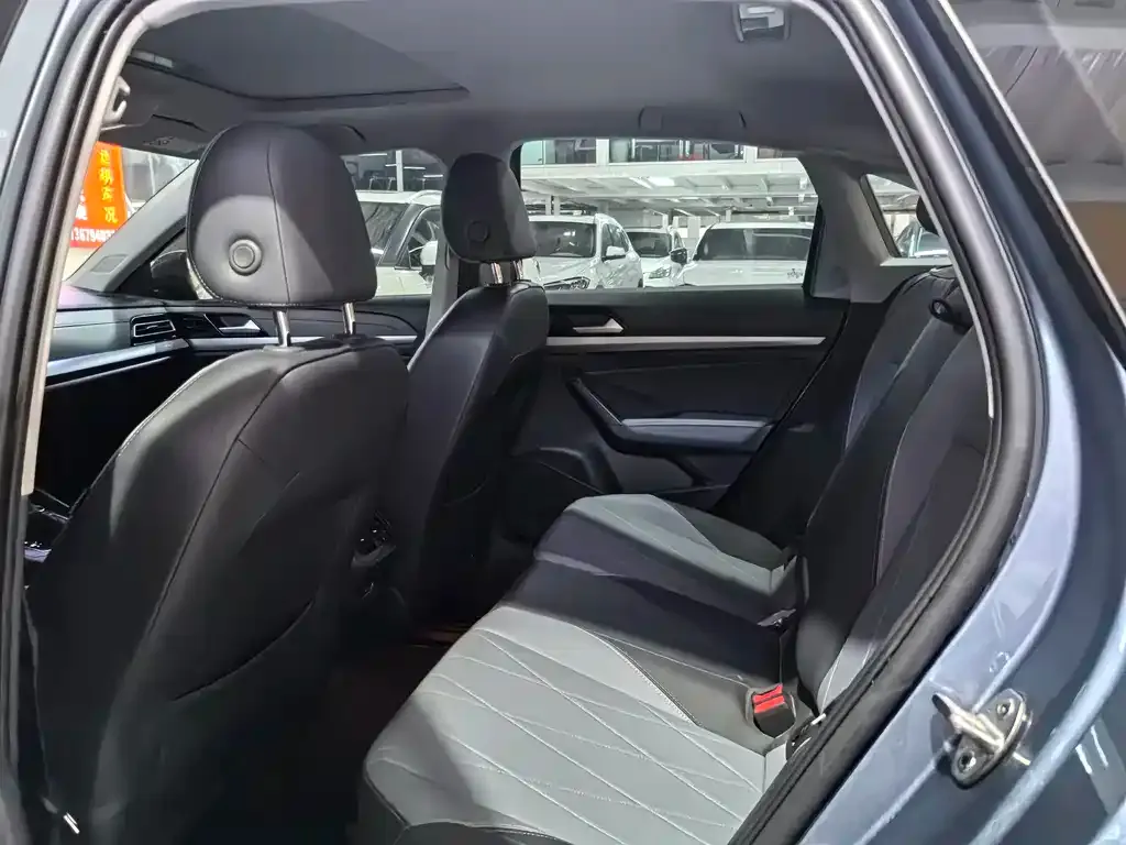 Volkswagen Lavida 2023 из CN, фото 9