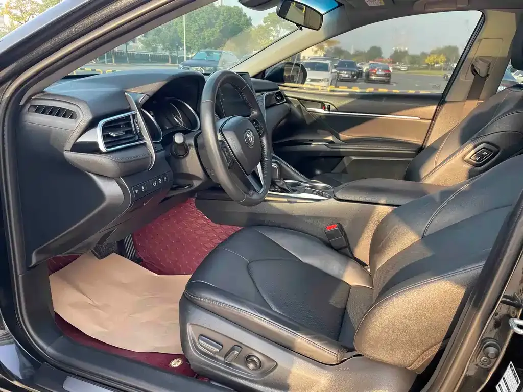 Toyota Camry 2022 из CN, фото 4