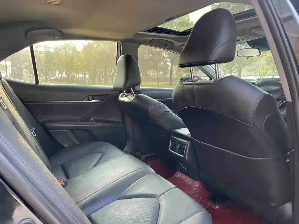 Toyota Camry 2022 из CN, фото 8