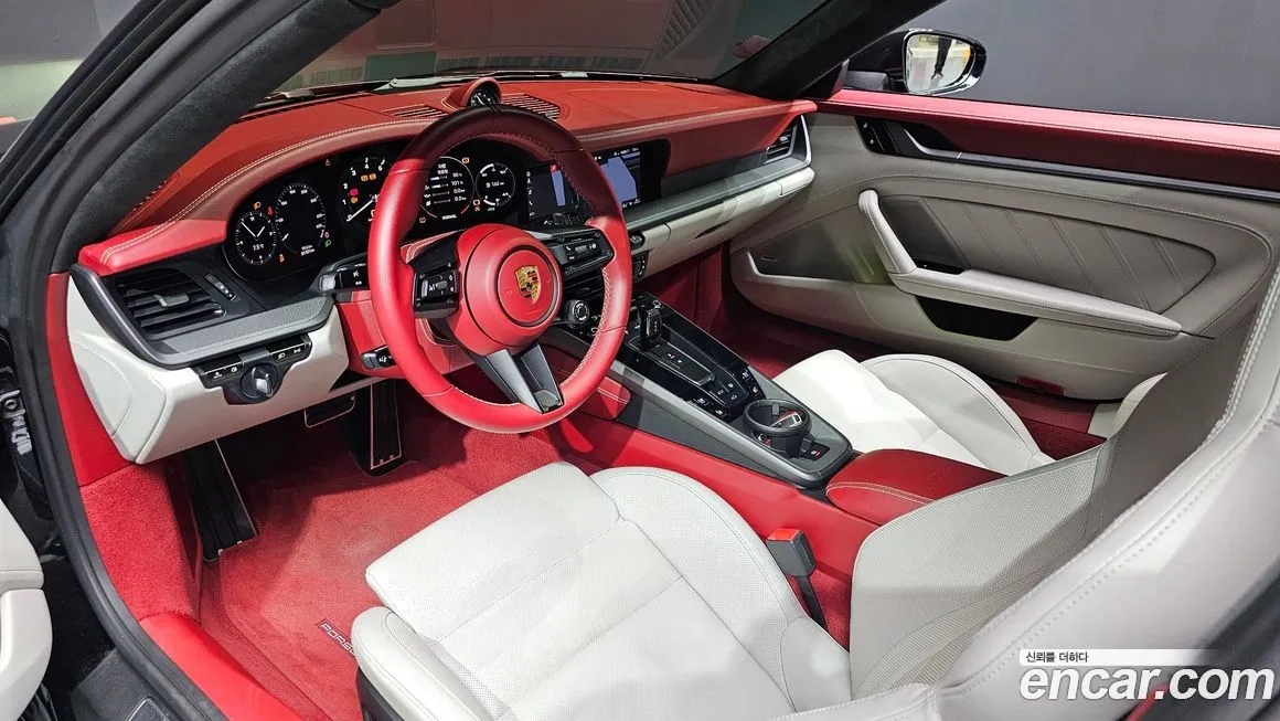 Porsche 911 2021 из KR, фото 7