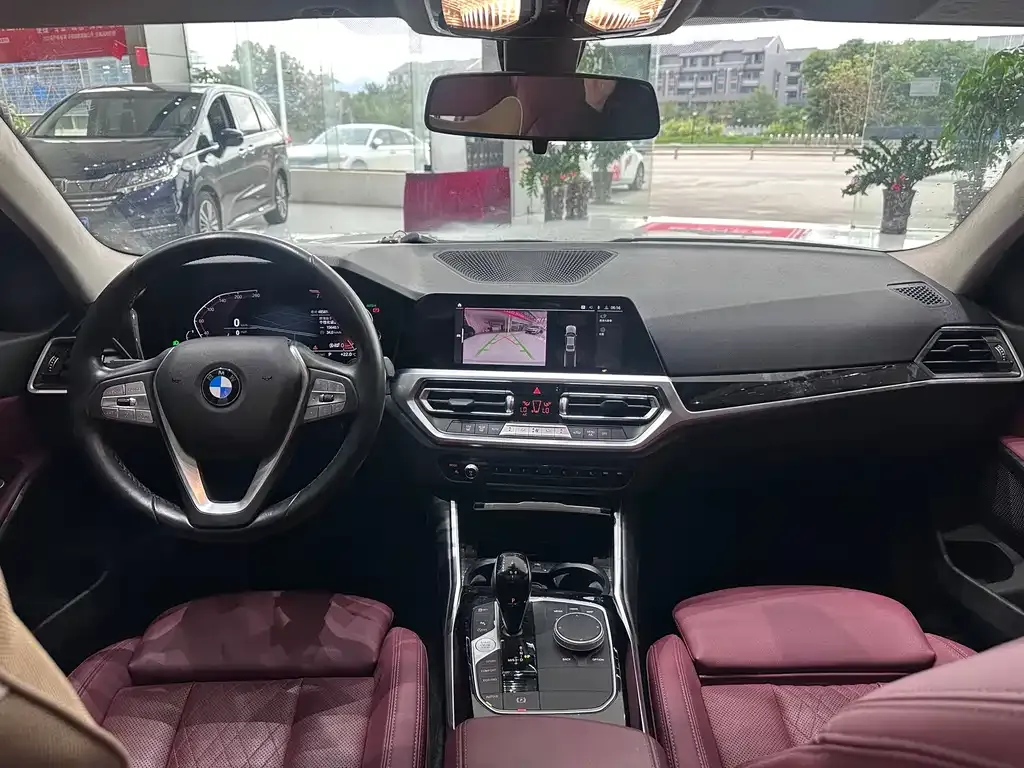 BMW 3 Series 2022 из CN, фото 6