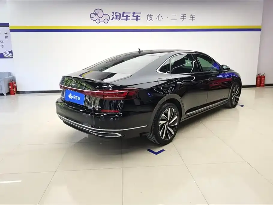 Volkswagen Passat — фото 3