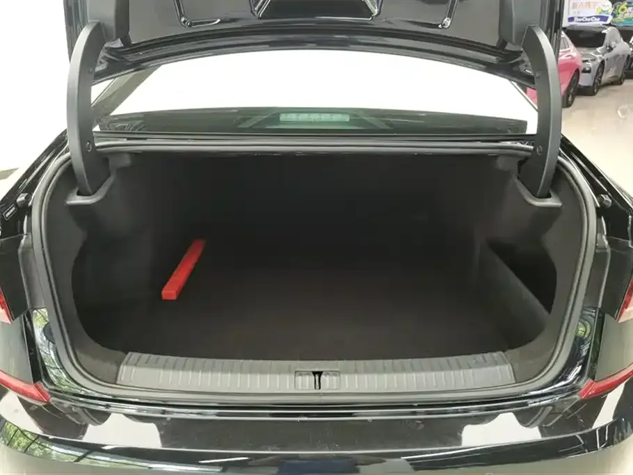 Volkswagen Passat — фото 4