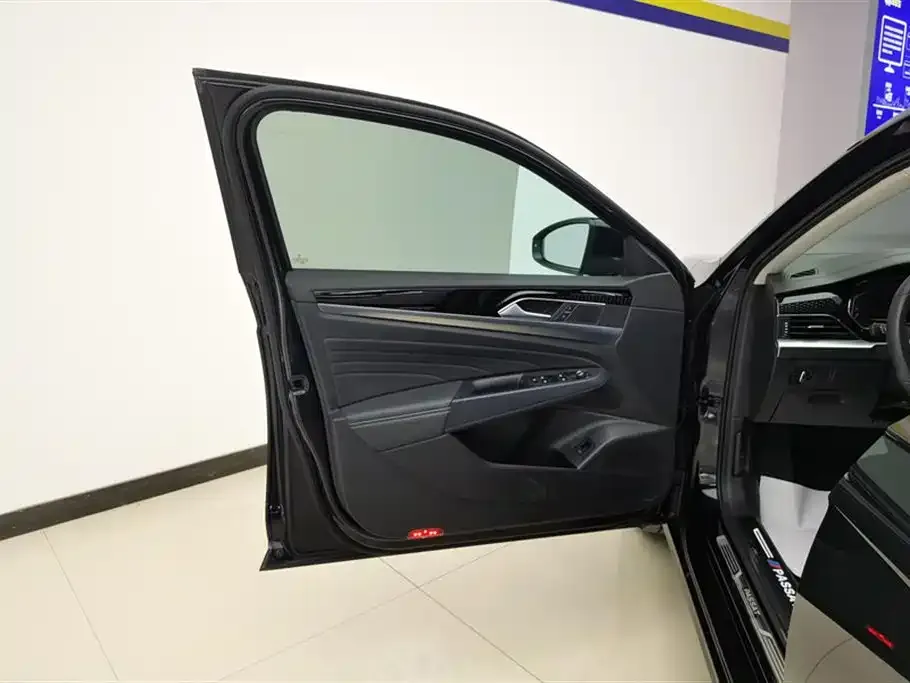 Volkswagen Passat — фото 7
