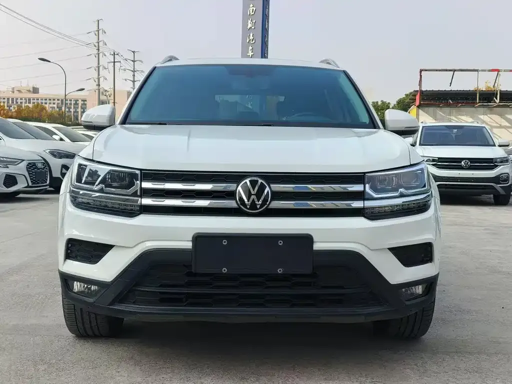 Volkswagen Tharu — фото 2