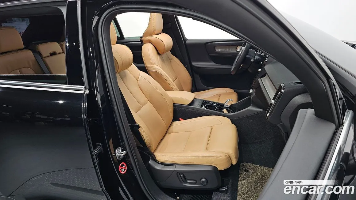 Volvo XC40 2021 из KR, фото 10