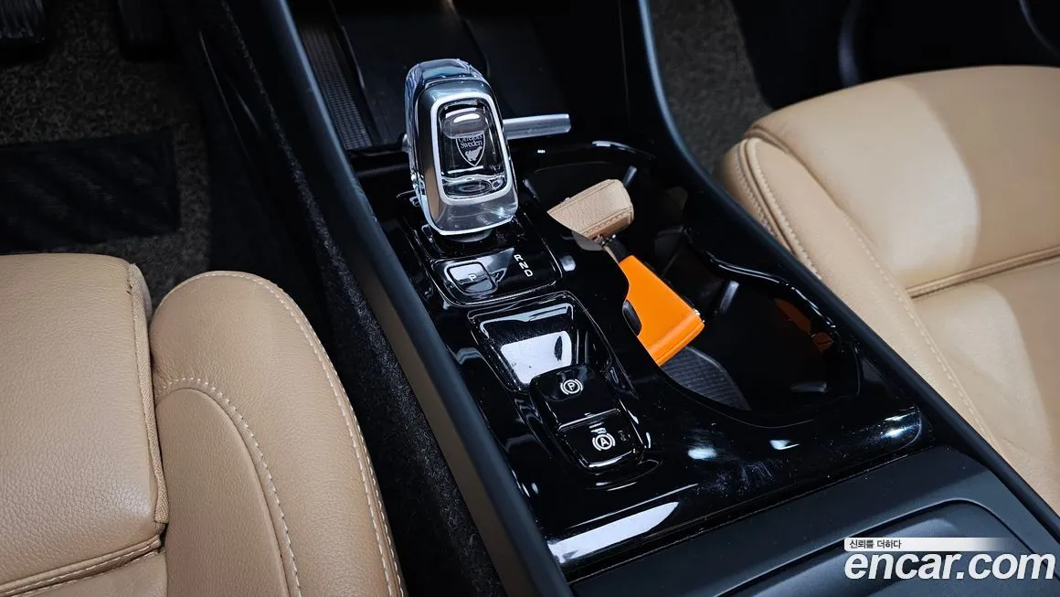 Volvo XC40 2021 из KR, фото 9