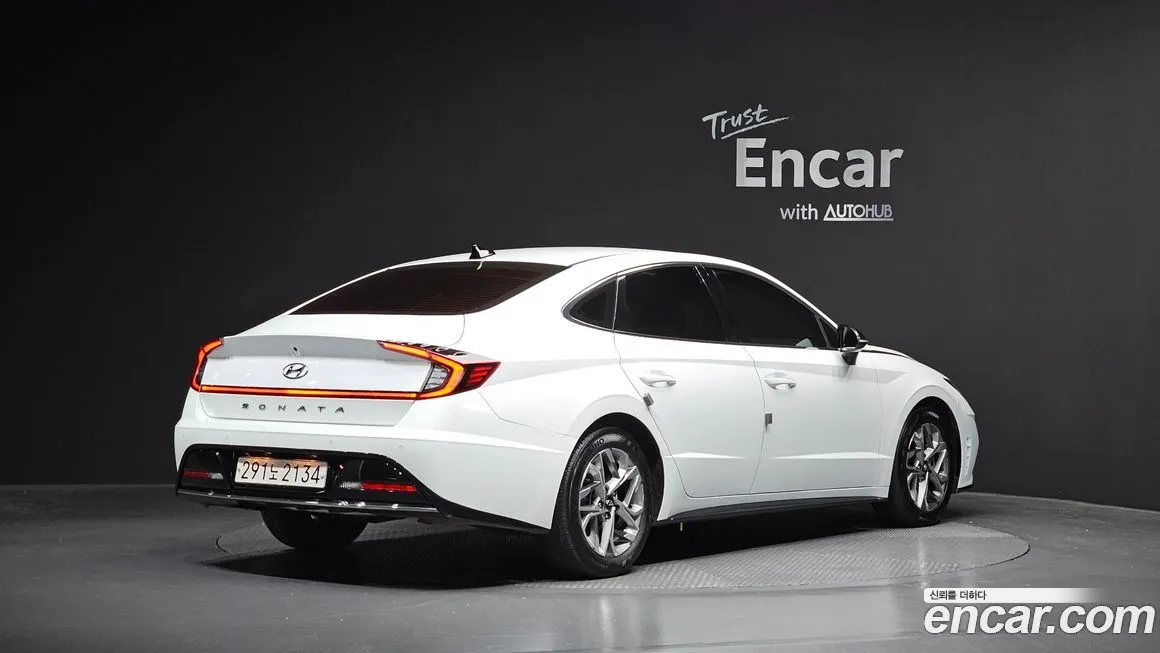Hyundai Sonata 2022 из KR, фото 2