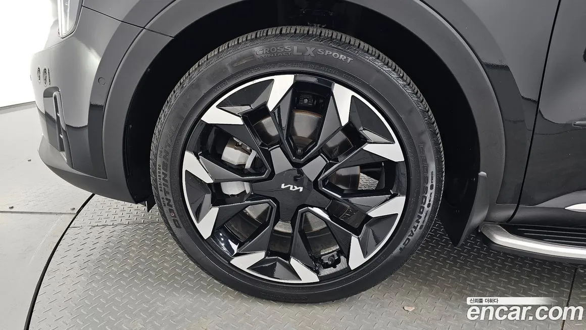 Kia Sorento — фото 5