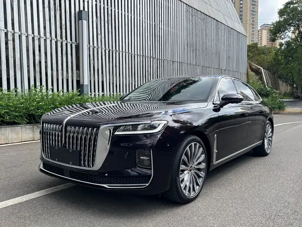 Hongqi H9 — фото 1
