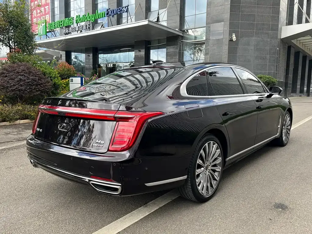 Hongqi H9 — фото 9