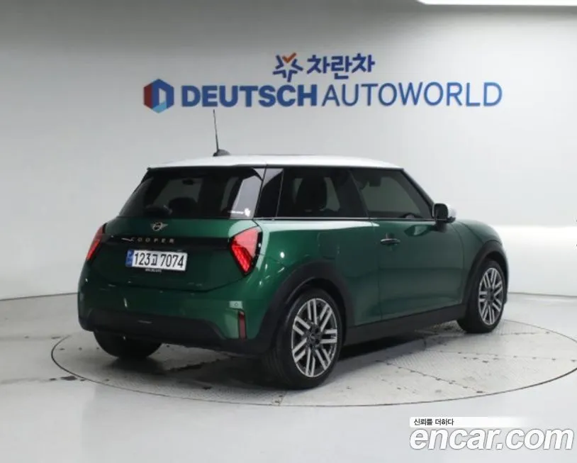 Mini Cooper 2025 из KR, фото 2