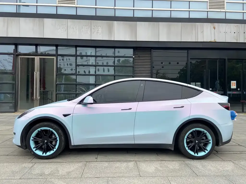 Tesla Model Y 2023 из CN, фото 3