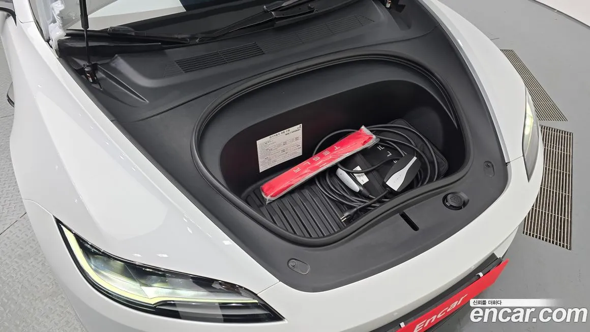 Tesla Model 3 2024 из KR, фото 6