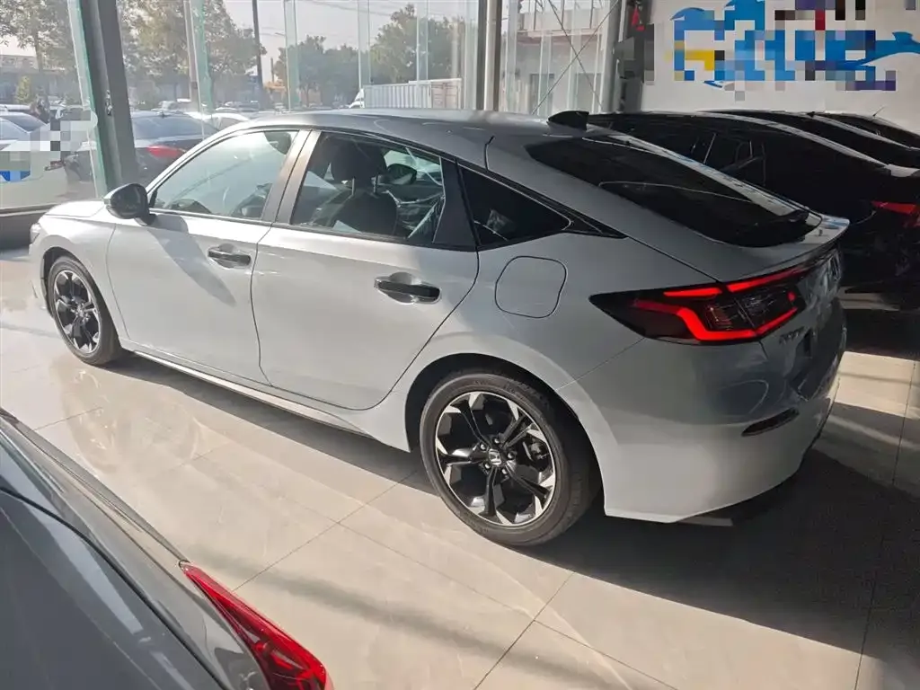 Honda Civic 2024 из CN, фото 5