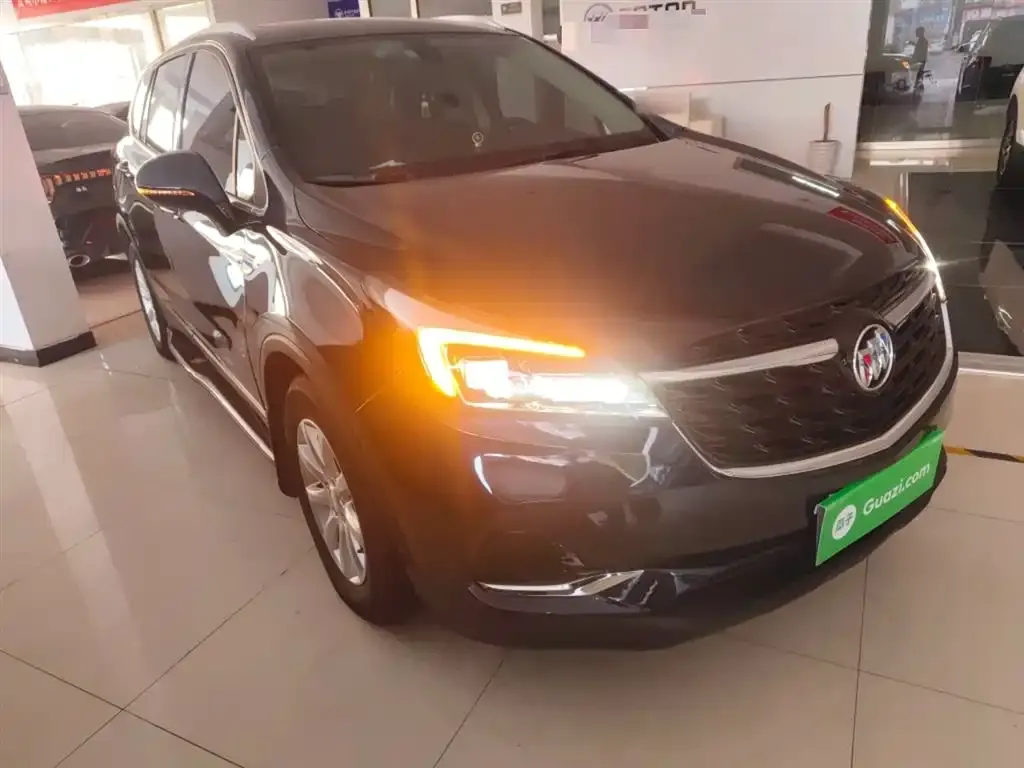Buick Envision Plus — фото 4