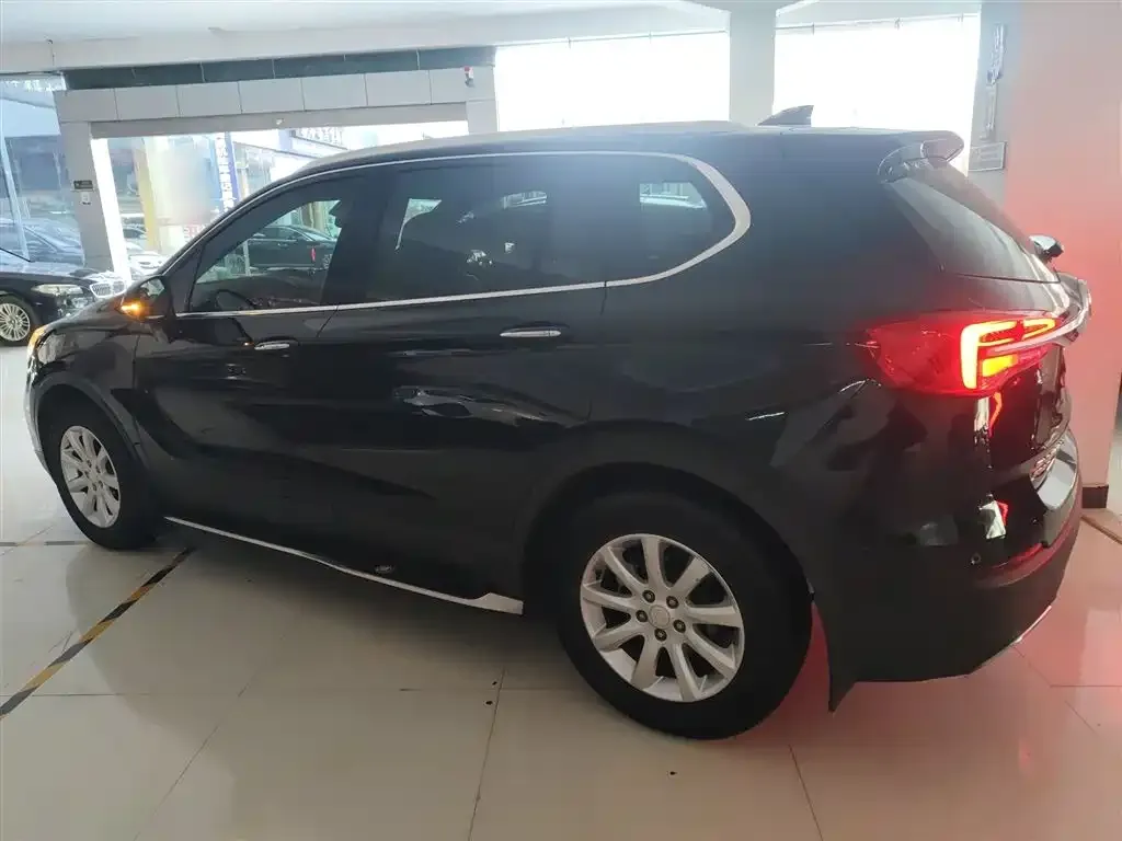 Buick Envision Plus — фото 5