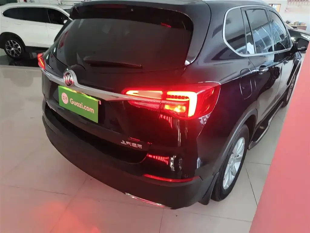 Buick Envision Plus — фото 7