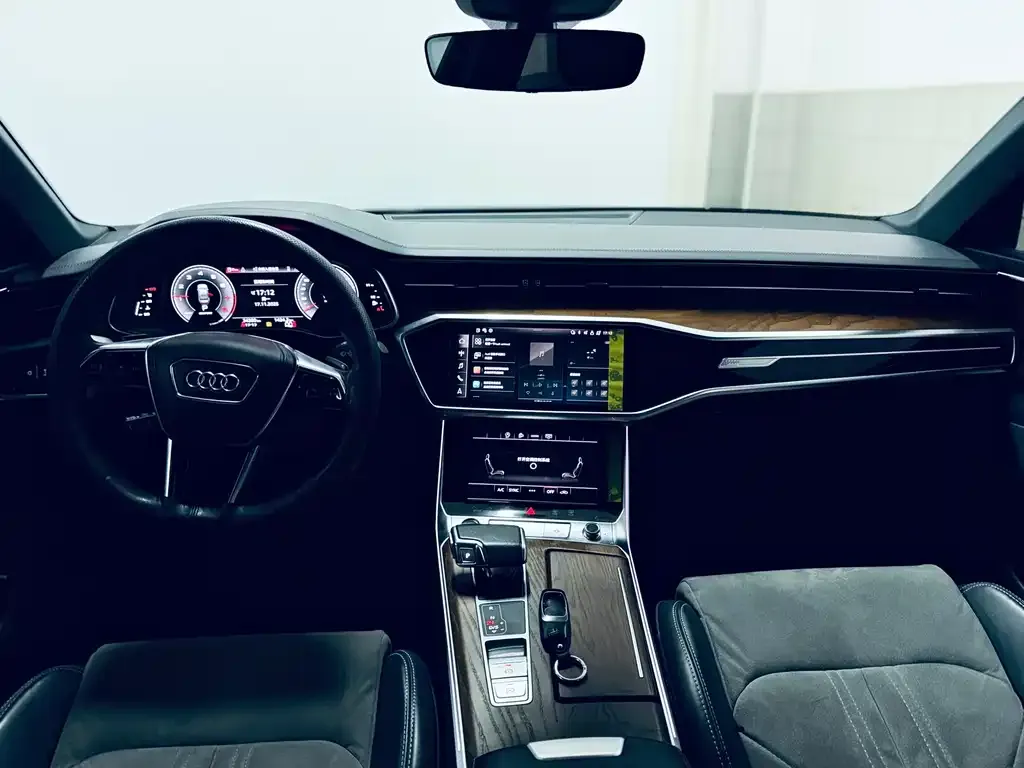 Audi A6L 2023 из CN, фото 5