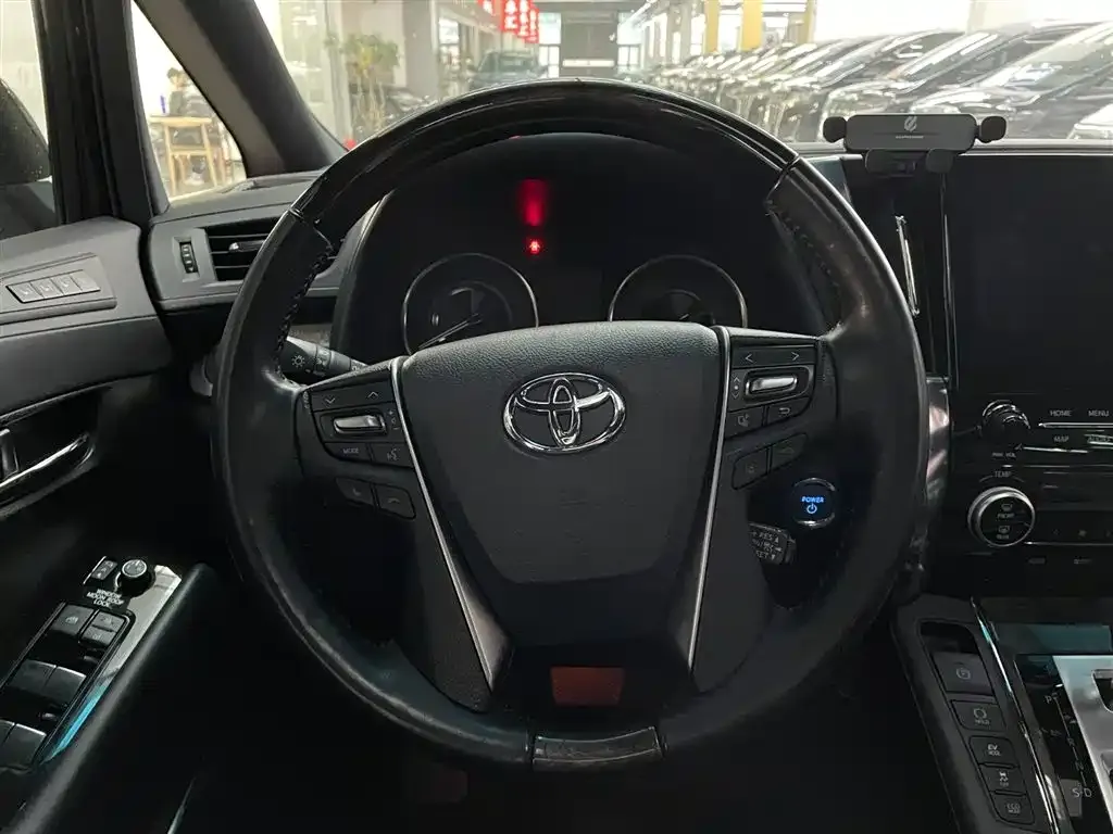 Toyota Vellfire 2023 из CN, фото 10