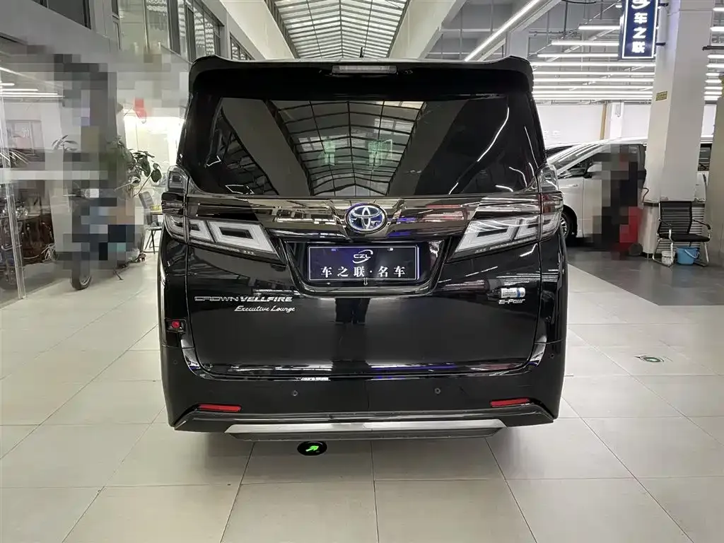 Toyota Vellfire 2023 из CN, фото 5