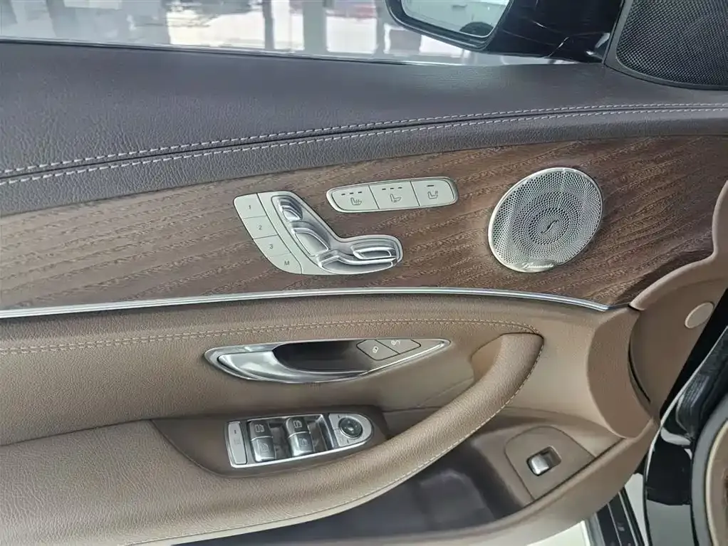Mercedes-Benz E-Class 2021 из CN, фото 4