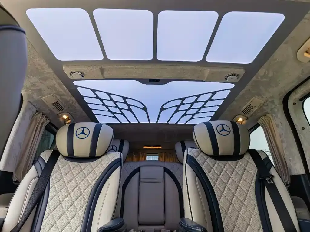 Mercedes-Benz Vito 2021 из CN, фото 7