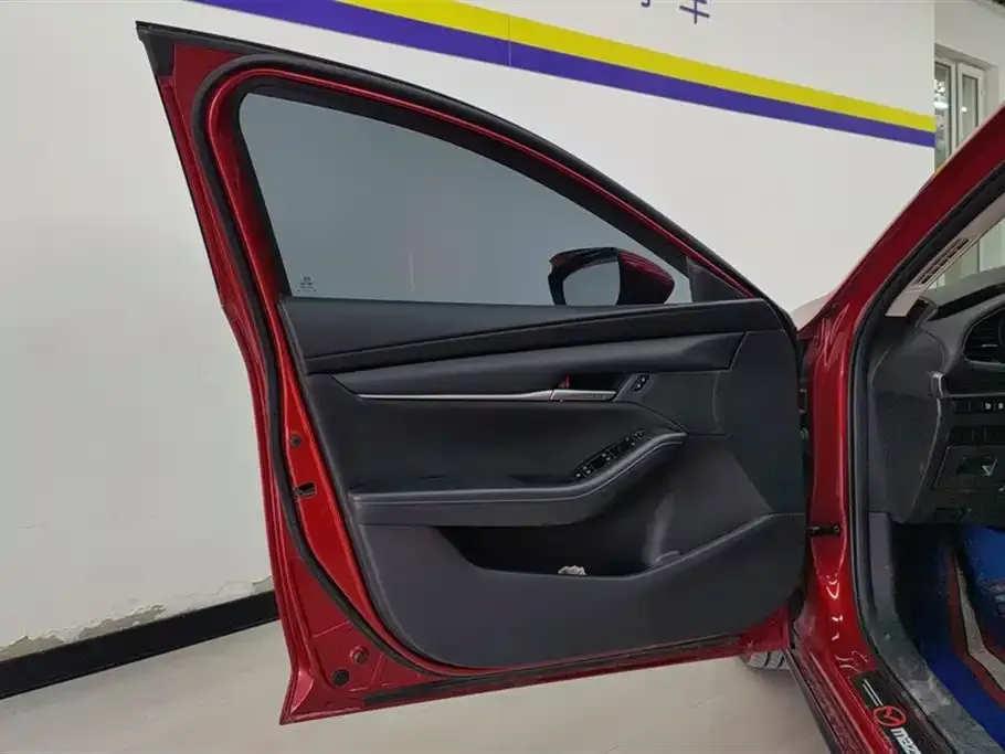 Mazda 3 Axela 2022 из CN, фото 7
