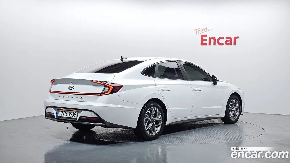 Hyundai Sonata 2021 из KR, фото 2