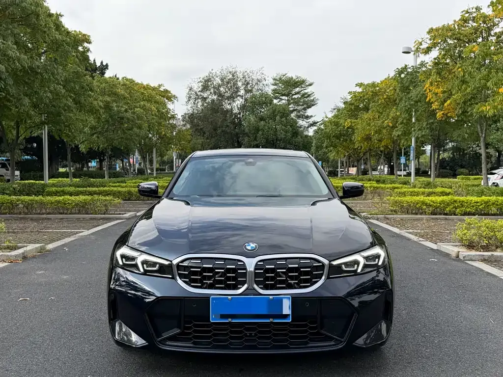 BMW 3 Series 2024 из CN, фото 2