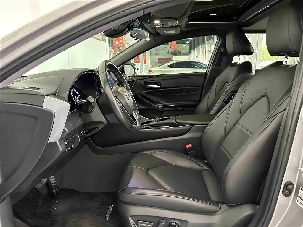 Toyota Avalon 2023 из CN, фото 4