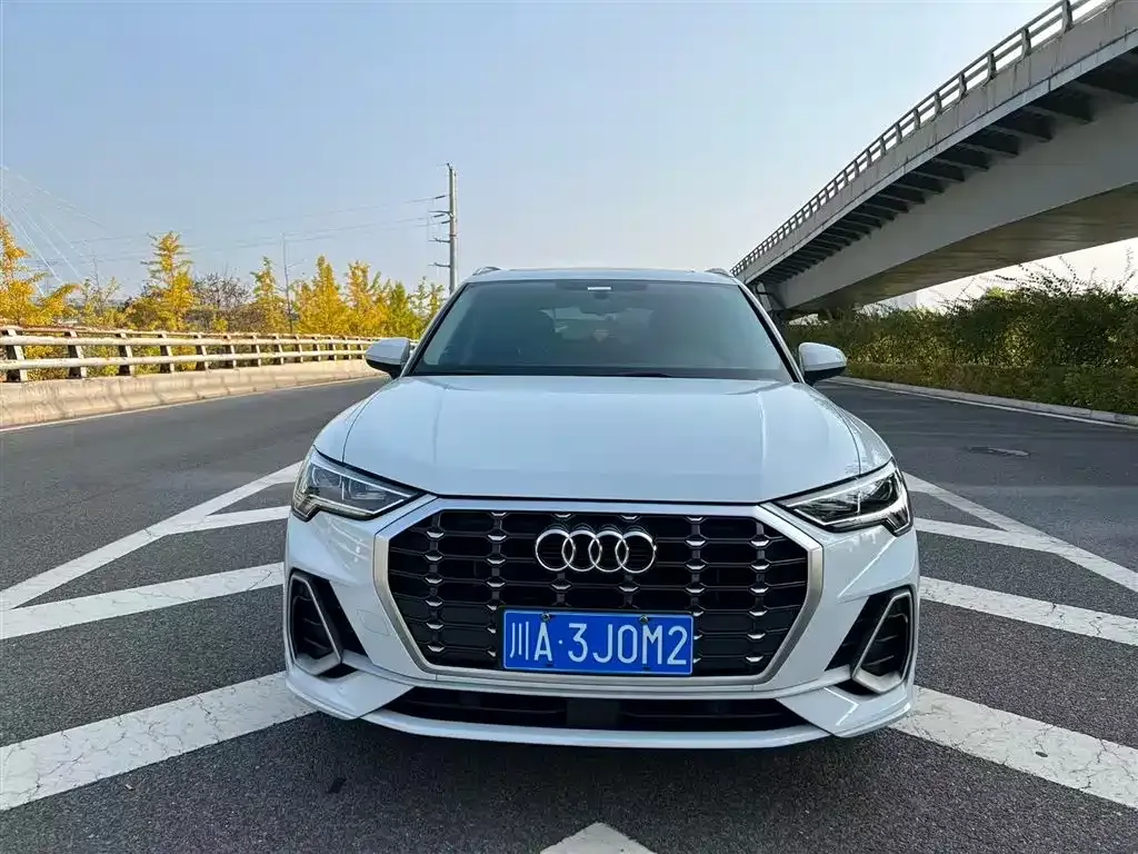 Audi Q3 2022 из CN, фото 2