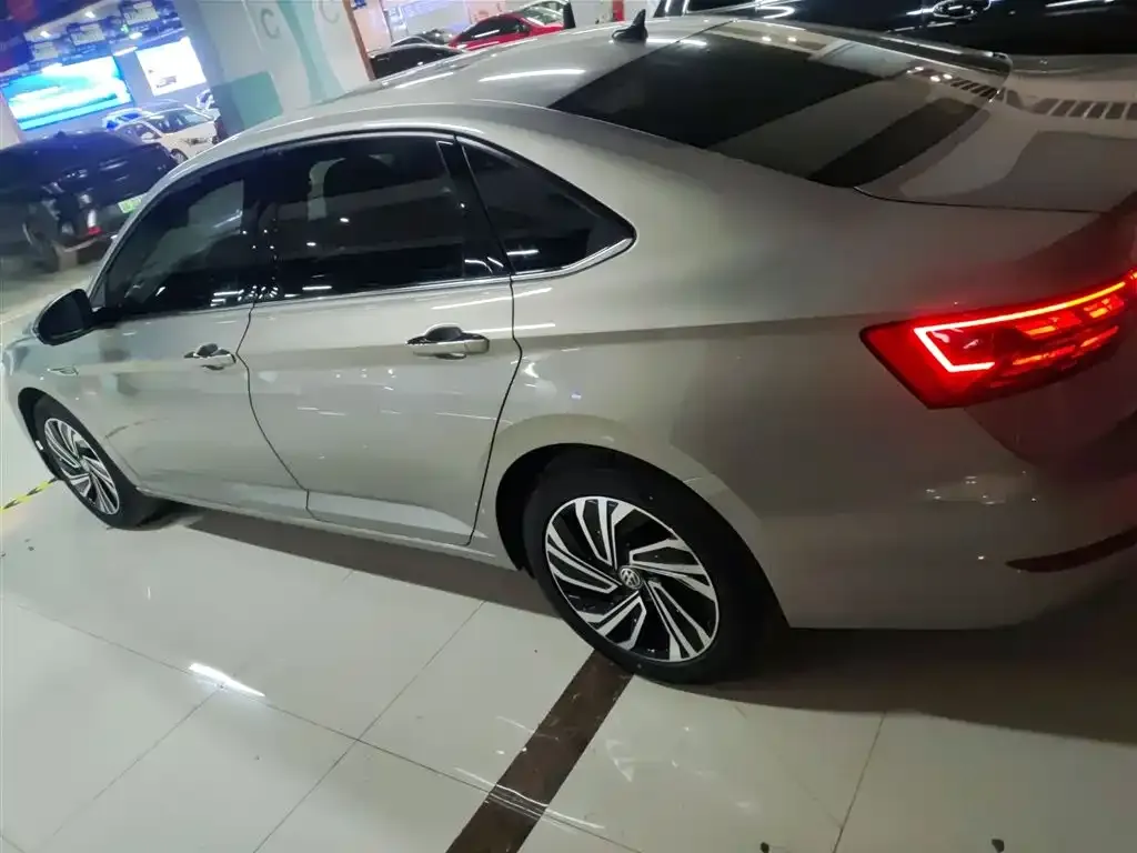 Volkswagen Sagitar 2022 из CN, фото 5