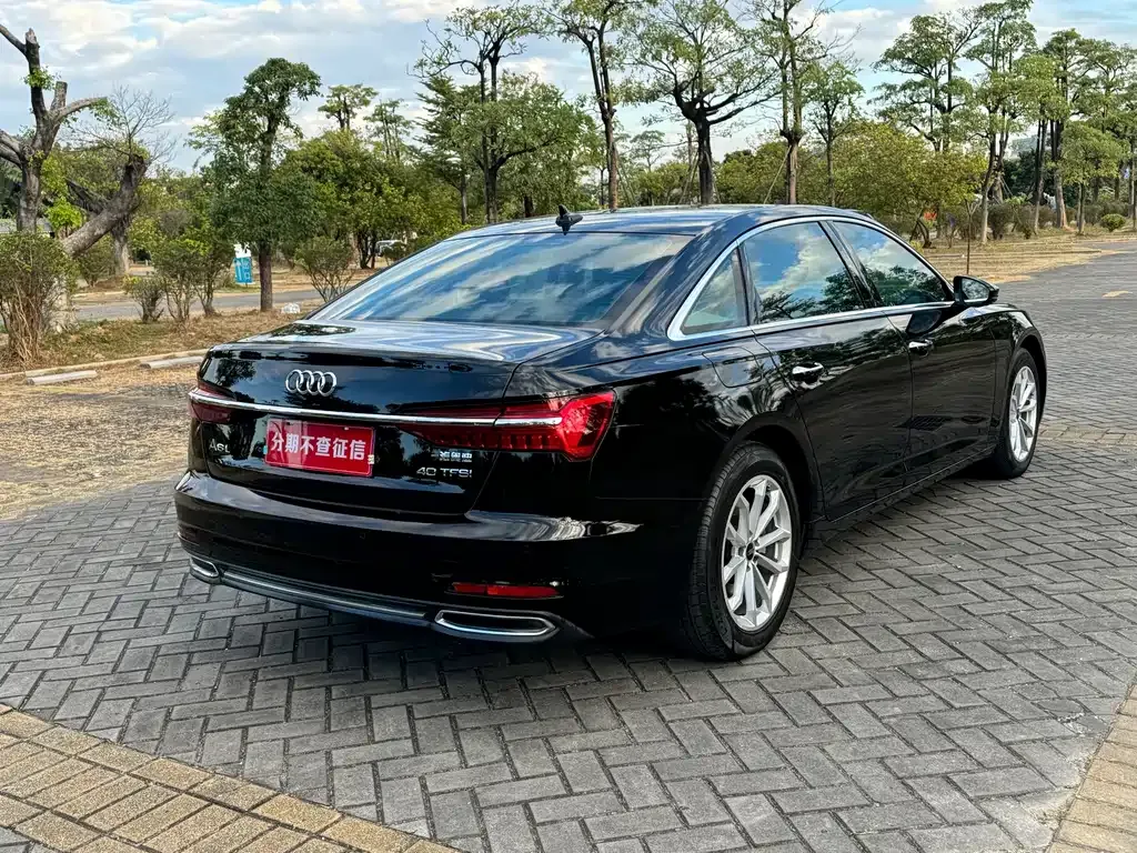 Audi A6L 2022 из CN, фото 6