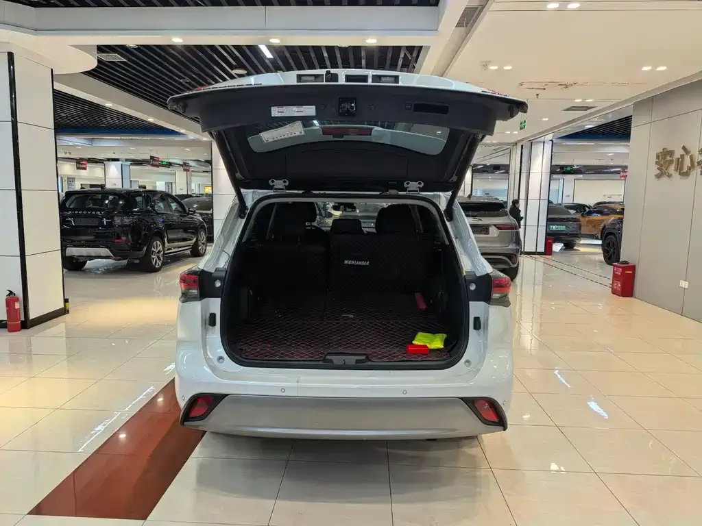 Toyota Highlander 2021 из CN, фото 5