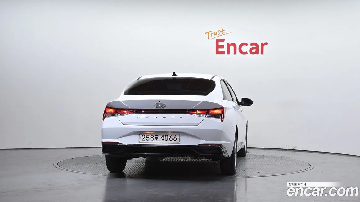 Hyundai AVANTE 2021 из KR, фото 4