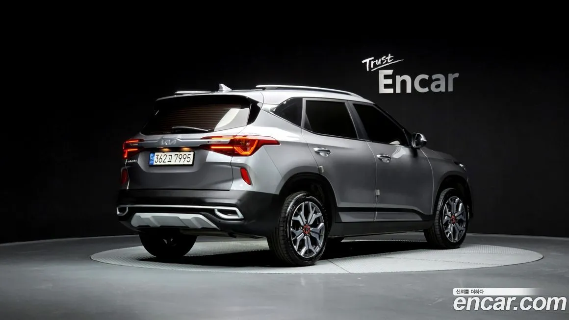Kia Seltos 2023 из KR, фото 2