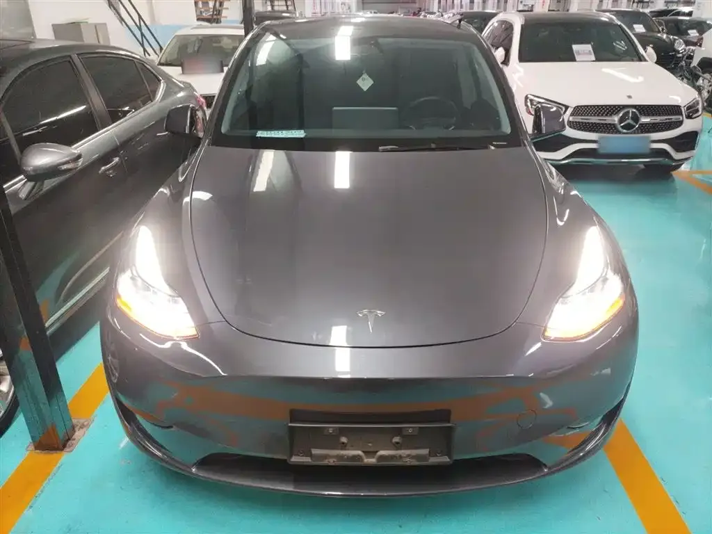 Tesla Model Y 2023 из CN, фото 3