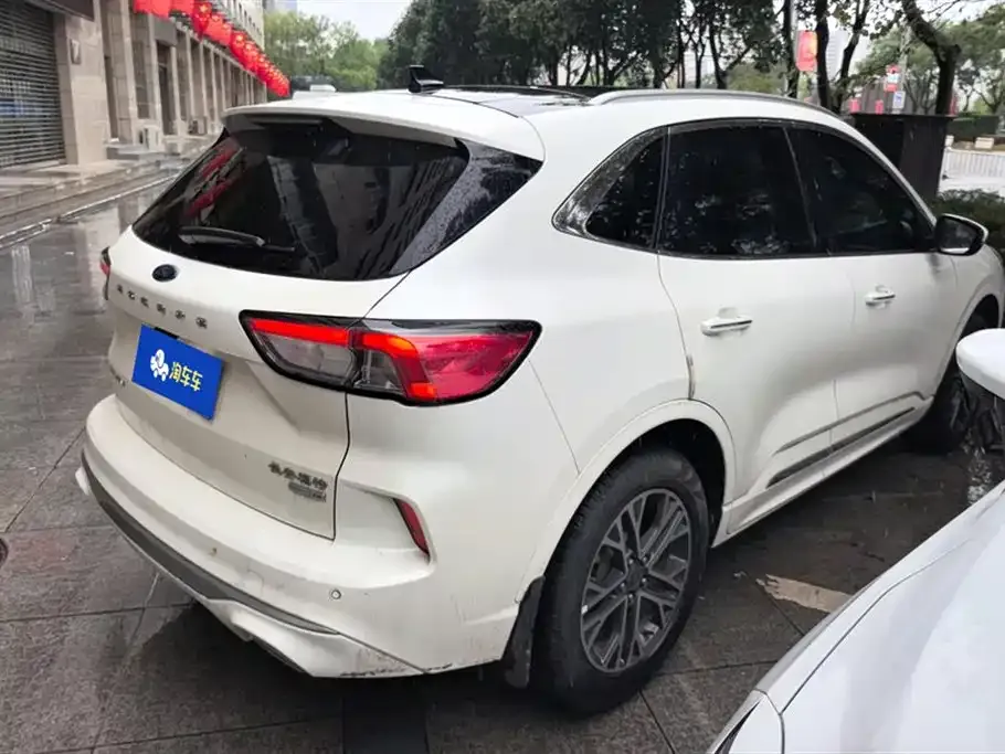 Ford Escape 2021 из CN, фото 3